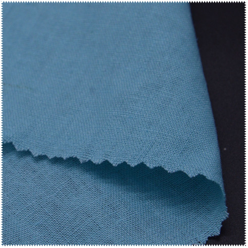 High-quality cotton linen fabric, perfect for shirts and dresses.